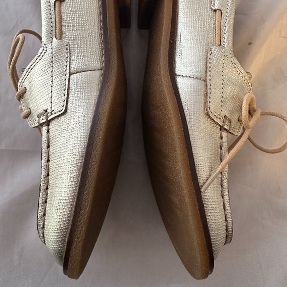 NEW Sperry  Women's Seaport Boat Shoe, Gold Leather  Size 5 M  New With Box - Picture 3 of 7